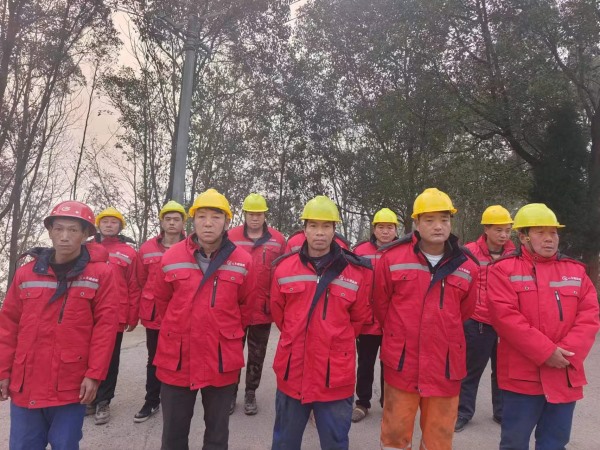 醴娄高速三工区（射埠互通）钢梁顶推